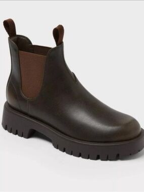 Universal Thread “Zora” Boot